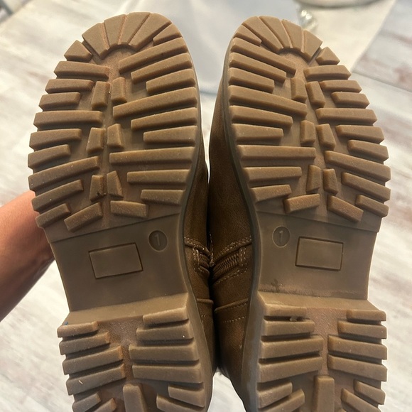 Brown Kids Boots with Buckle Detail - Picture 3 of 3